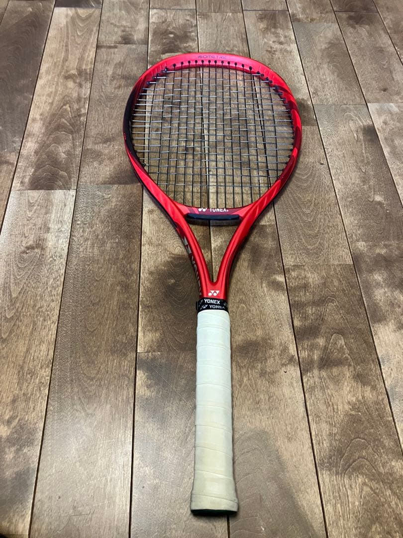Vコア100 テニスラケット 2本セット