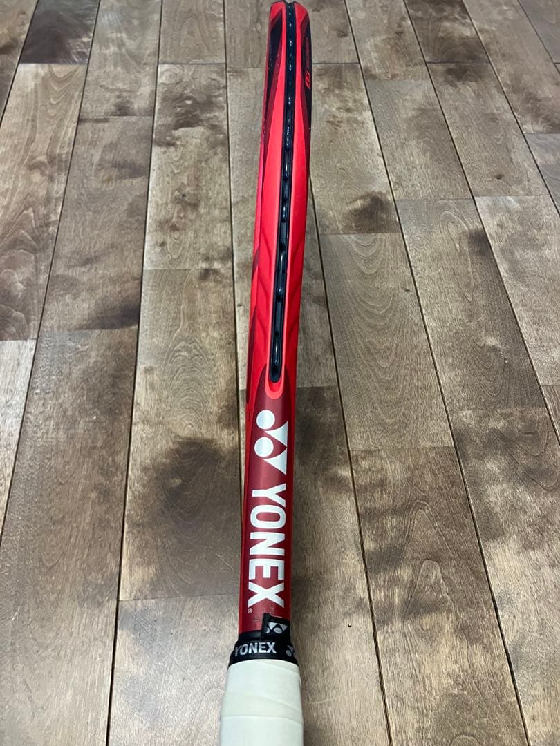 Vコア100 テニスラケット 2本セット