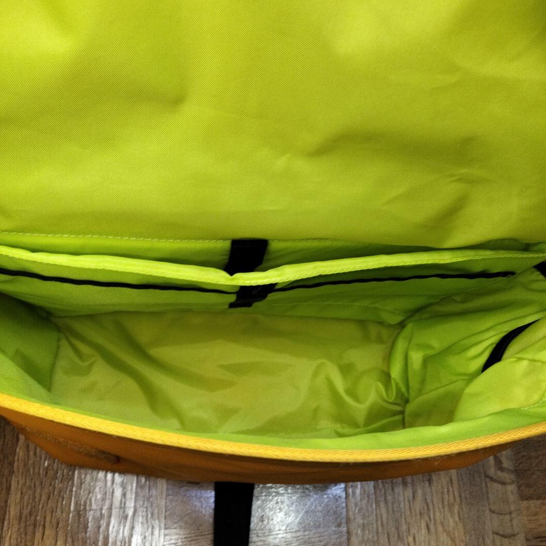 mont-bell メッセンジャーバッグ オレンジ?イエロー?