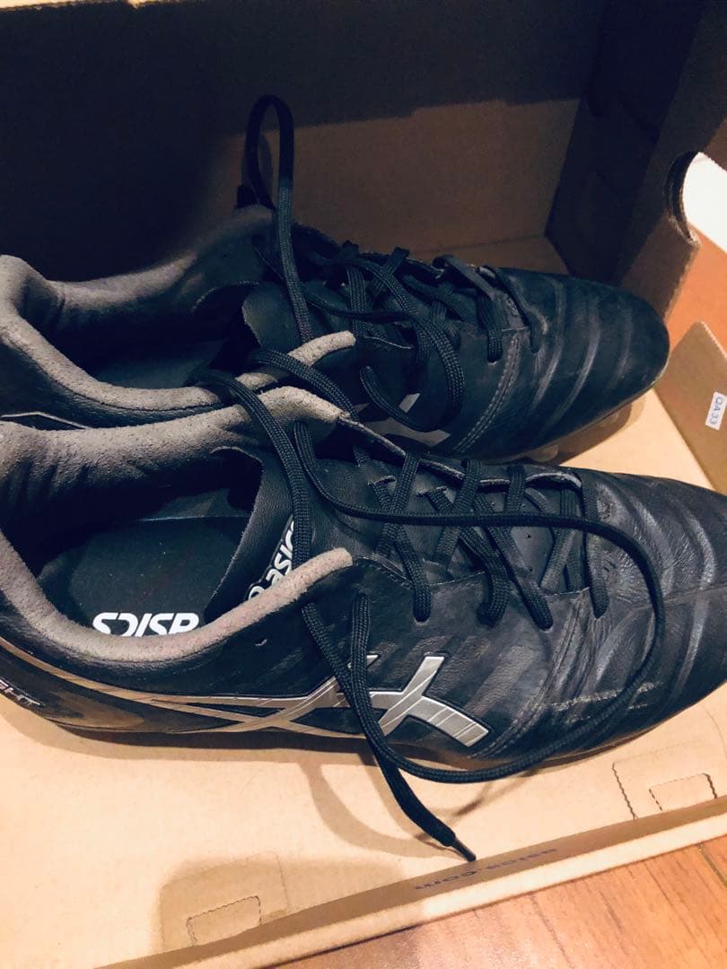 サッカースパイク　アシックスx Fly アシックスDS right まとめ売り