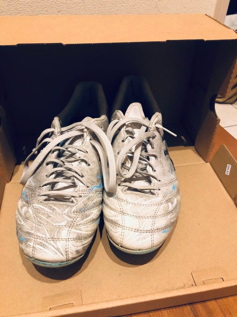 サッカースパイク　アシックスx Fly アシックスDS right まとめ売り