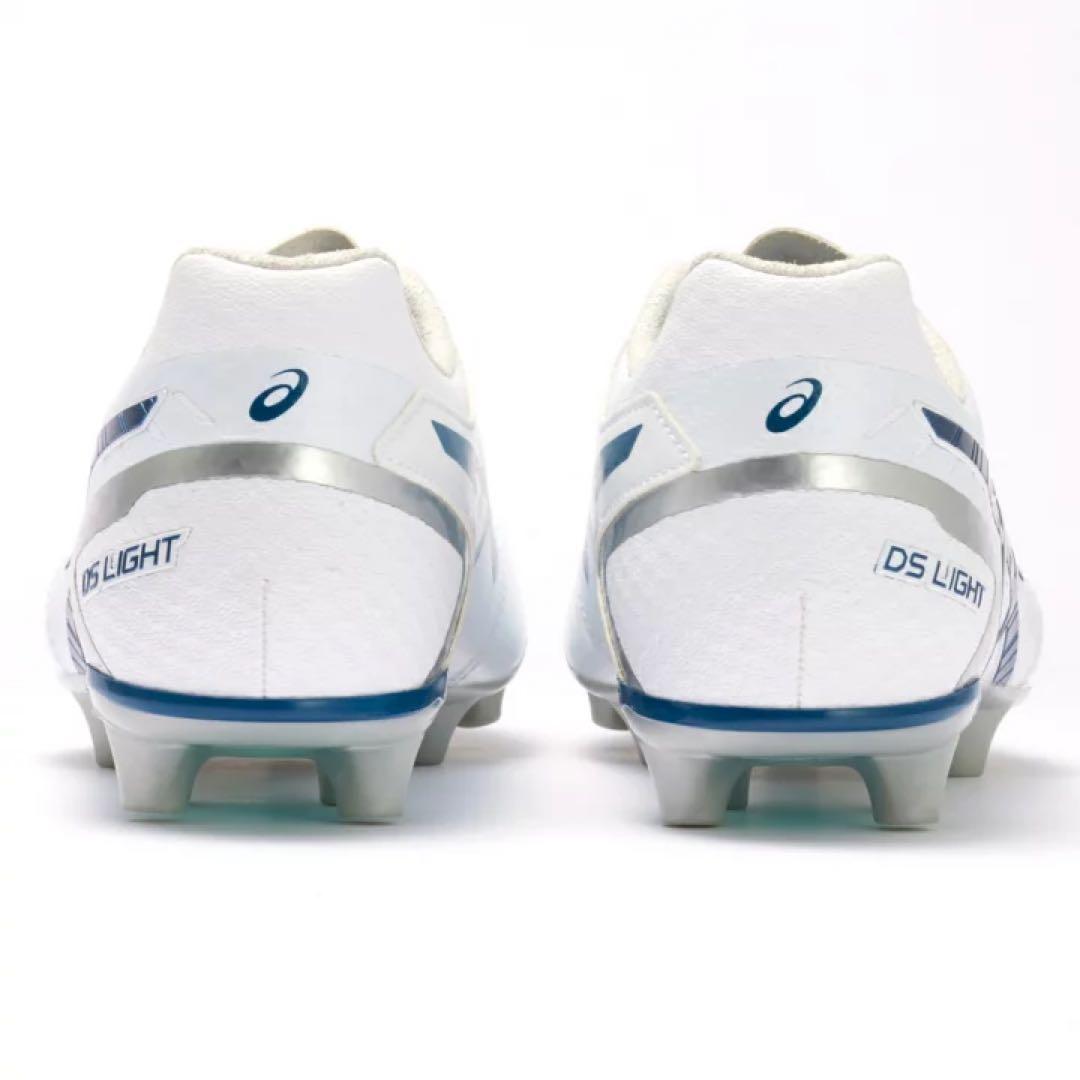 アシックス DS LIGHT WIDE 24.0cm 1103A080 白×紺