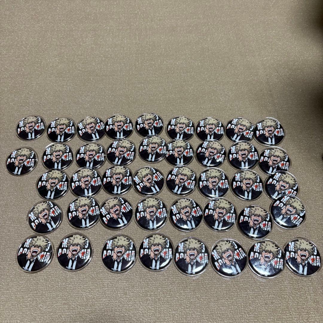 爆豪勝己　スーツ缶バッジ