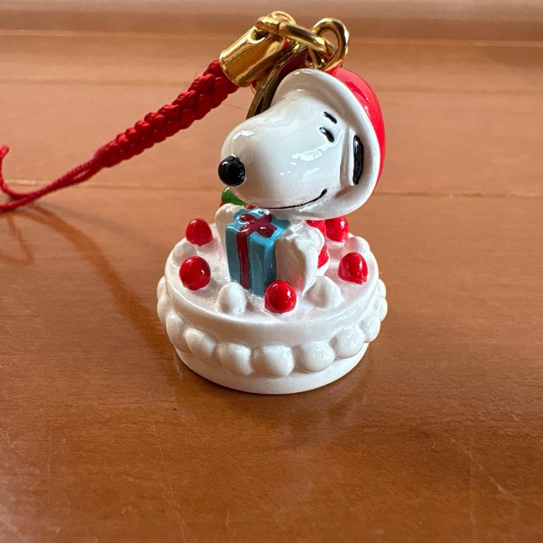 ユニバーサルスタジオジャパン　スヌーピー ストラップ　クリスマスケーキUSJ