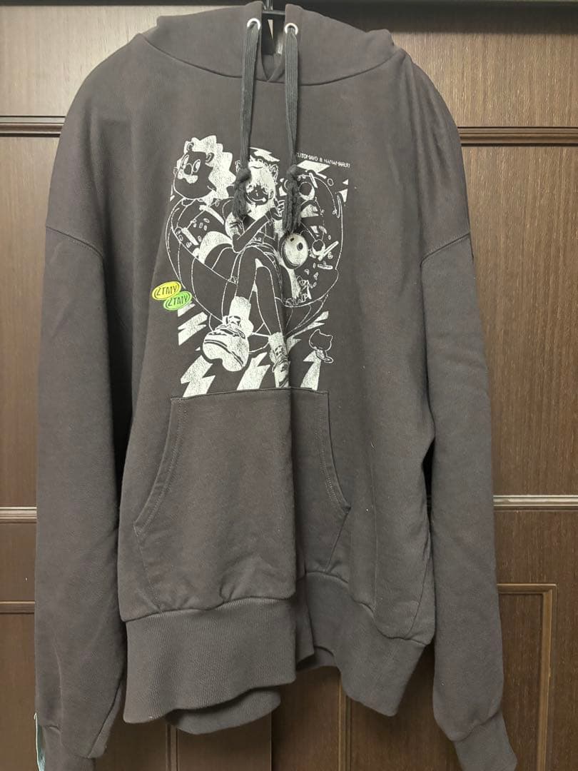 ずっと真夜中でいいのに。XLパーカー　ズトマルキ