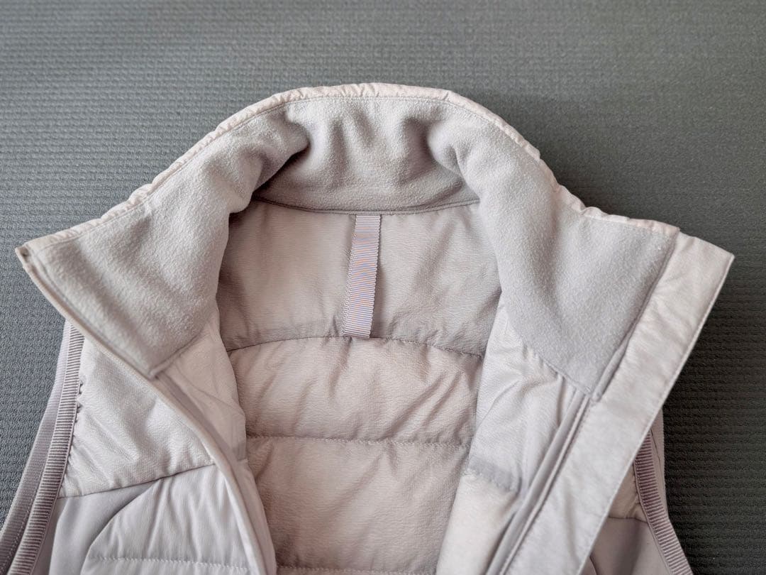 【週末お値下げ中】ルルレモン Down for It All ダウンベスト