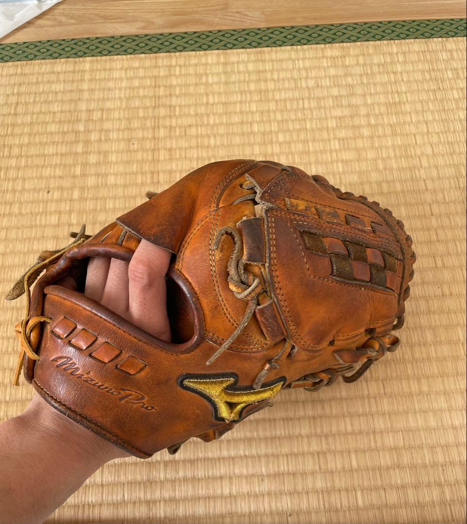Mizuno Pro 投手用　軟式野球グローブ(と硬式野球ボール)