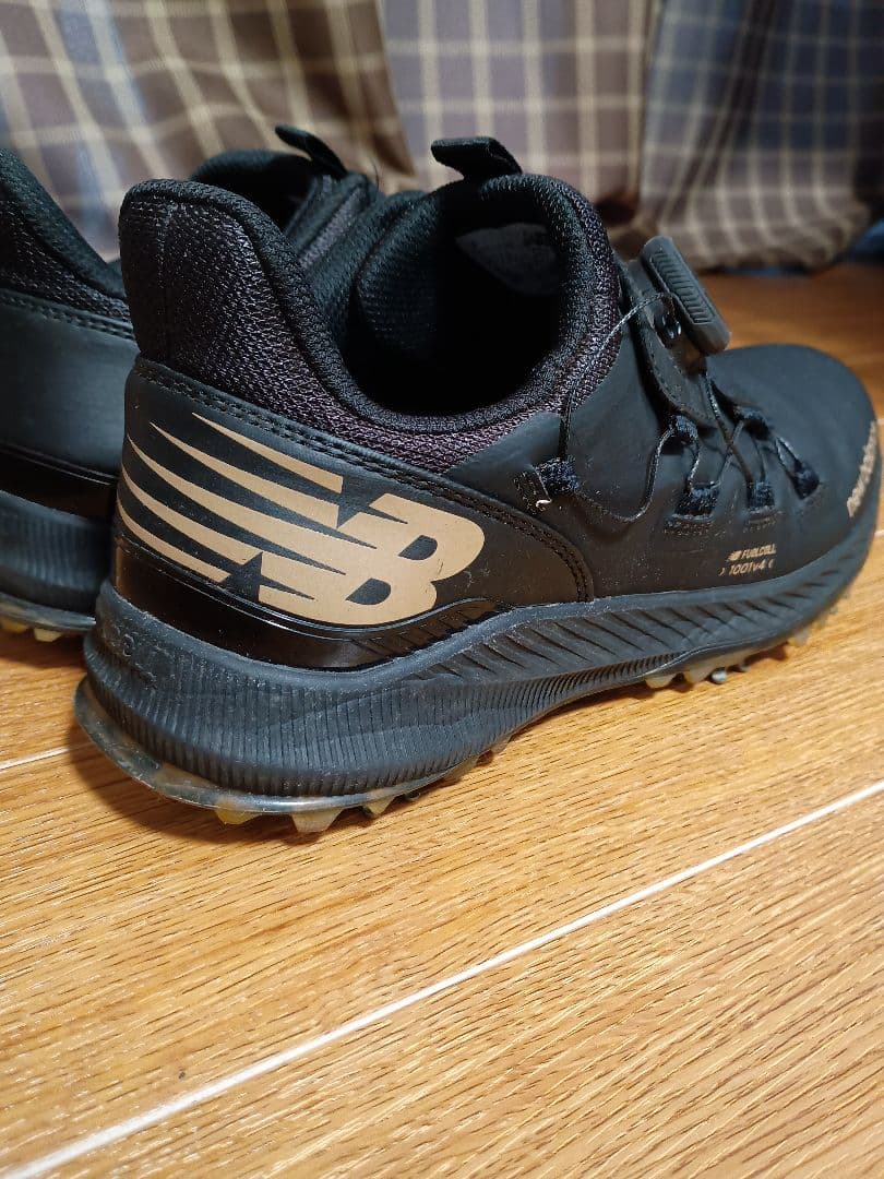 ニューバランスブラック レディースゴルフシューズ 24cm