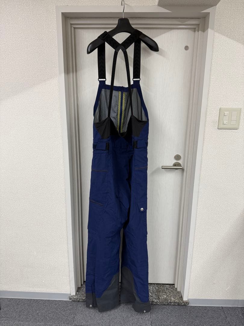 BLACK CROWSブラッククロウズSKI 上下ウェア