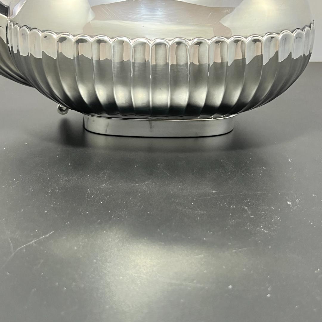 【英国】ビクトリアンのティーケトル 【シルバープレート】 バナー/スタンド