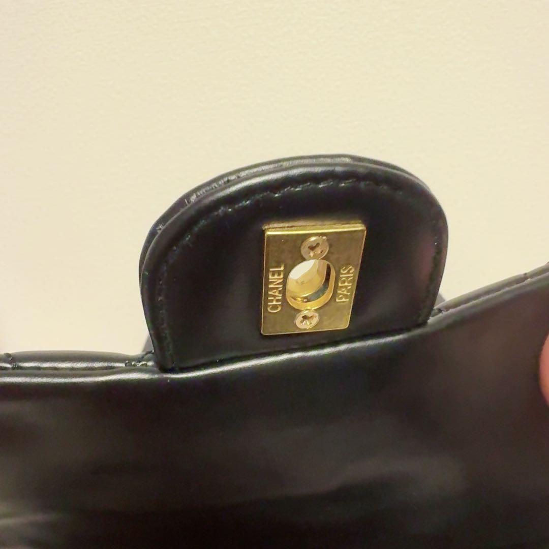 CHANEL ロゴハンドル キルティング ショルダーバッグ ノベルティ