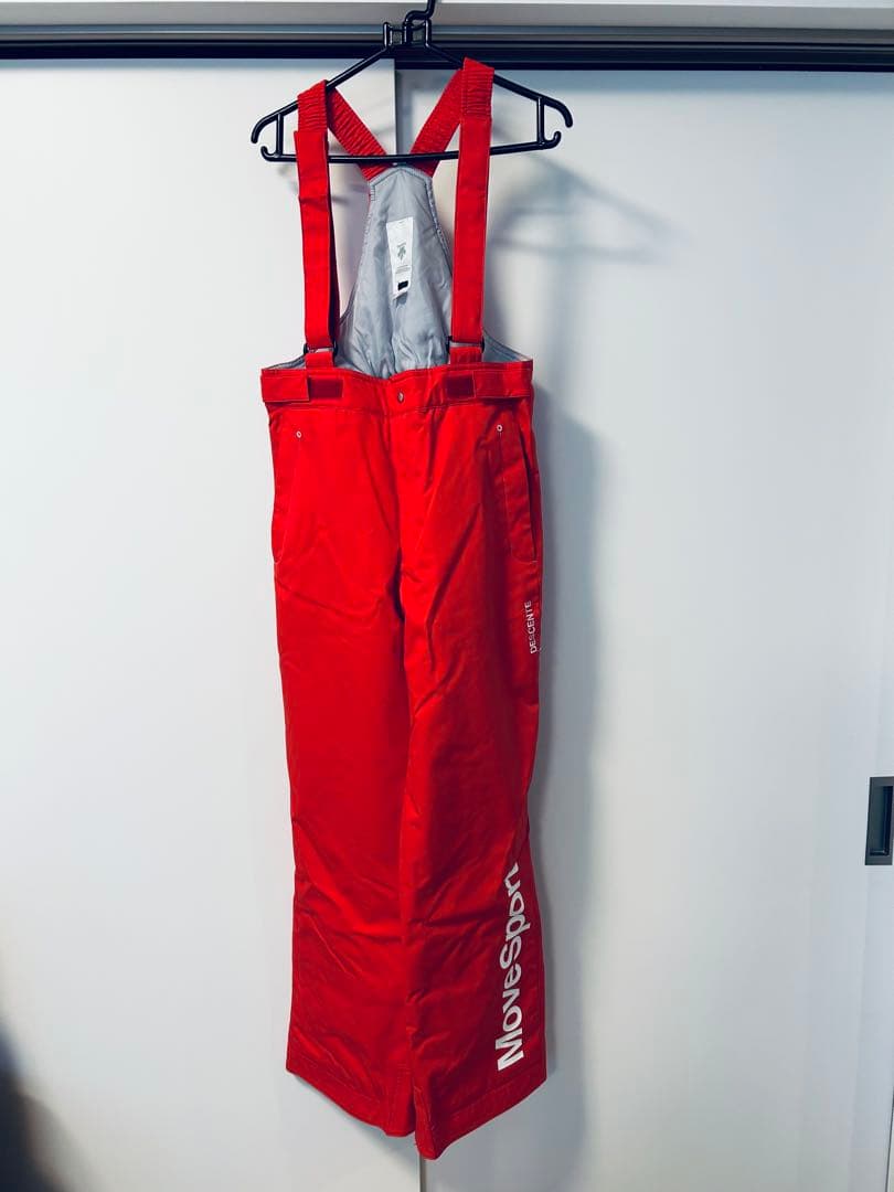 【美品/クリーニング済】デサントMove Sport 子ども用スキーウェア