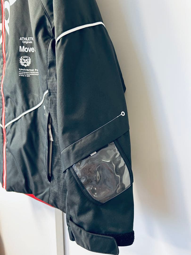 【美品/クリーニング済】デサントMove Sport 子ども用スキーウェア