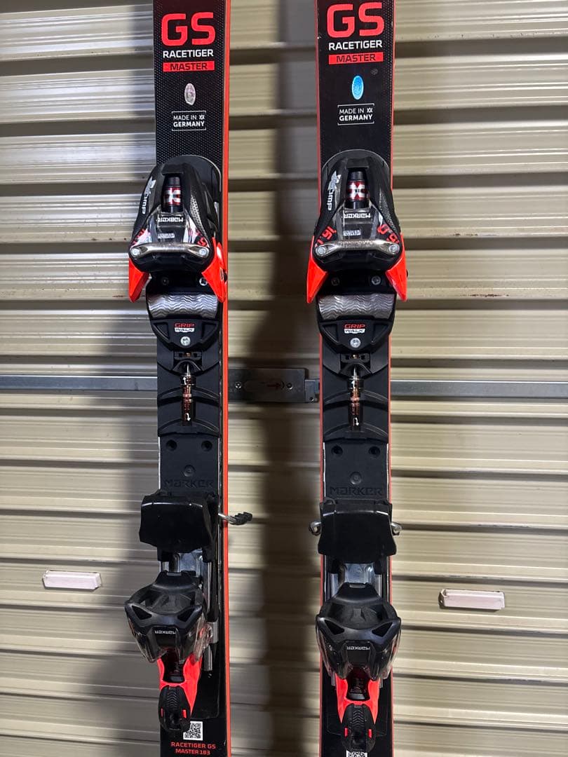 VÖLKL RACETIGER GS MASTER 183