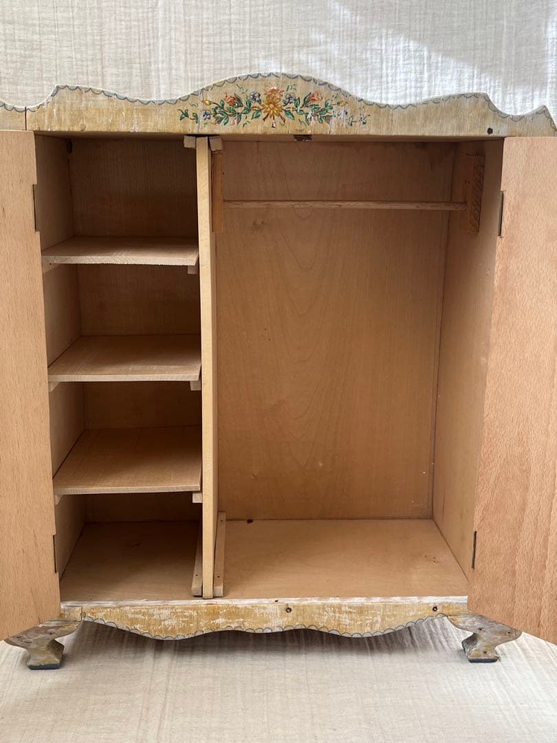 アンティークビスクドールドールワードローブチェスト木製小家具小物収納