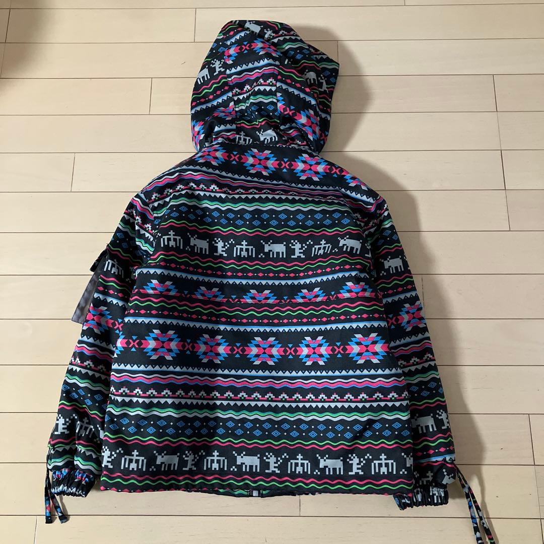 1.29 キックス 新品未使用 スノーボードウェア ブラック 総柄 130