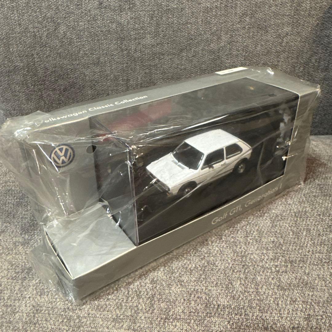 Volkswagen Golf 1 GTI ミニカー 1:43