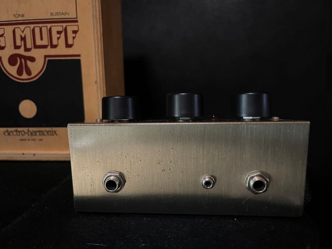 electro-harmonix BIG MUFF π