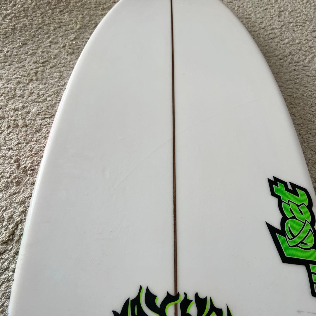 LOST（メイヘム） STEP D 5’7 松岡アノン選手使用ボード