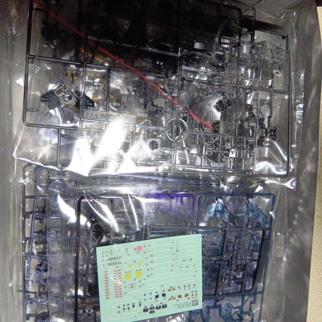 RG 1/144　ガンダムベース限定ジオング「クリアカラー」