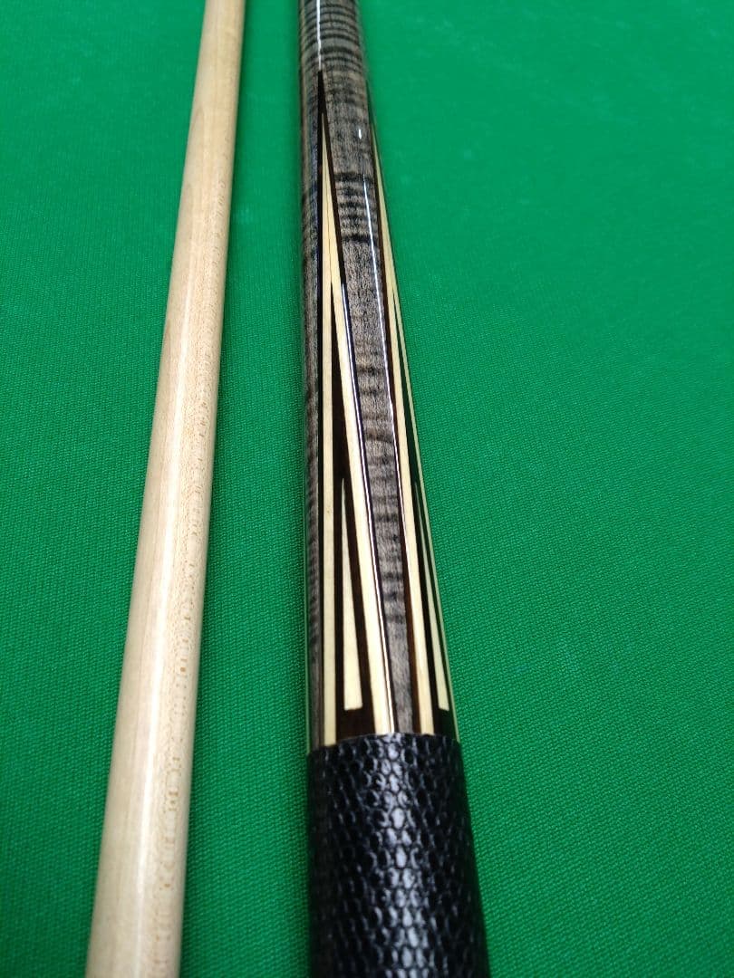 JOSSキュー 　2☓4キューケース付き　美品！