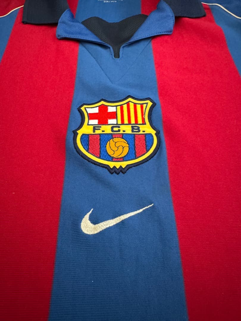 FCバルセロナ背番号なし2001〜02シーズンのレプリカユニ　ナイキＳサイズ