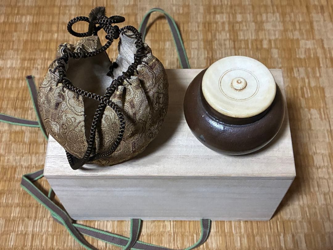 茶道具セット 金色と茶色 仕覆 茶入 木箱入