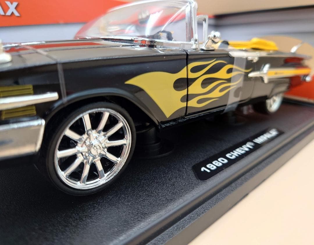 1/18 シェビーインパラ 1960 ブラック/フレーム 1960 MM製