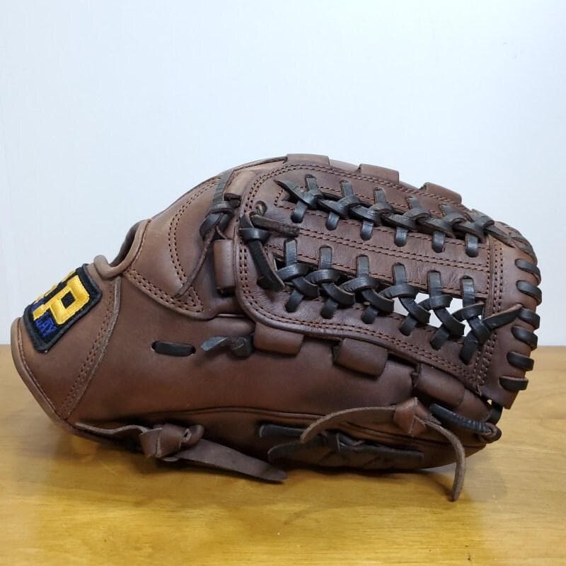 シュアプレイ 日本製 激渋カラー チョコブラウン 内野用 軟式グローブ