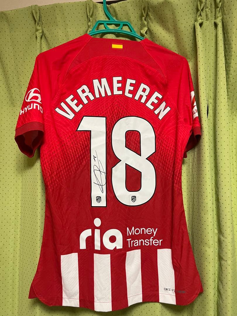 Atlético de Madrid アトレティコ　アルトゥールフェルメールユニ