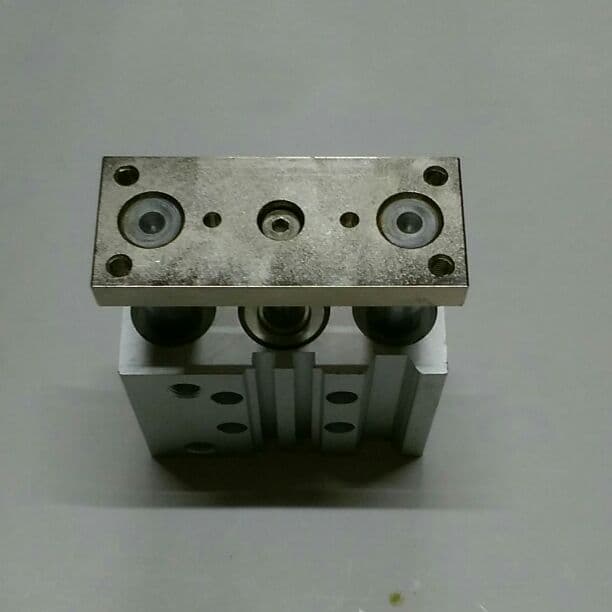 MGPM25-30エアーシリンダー