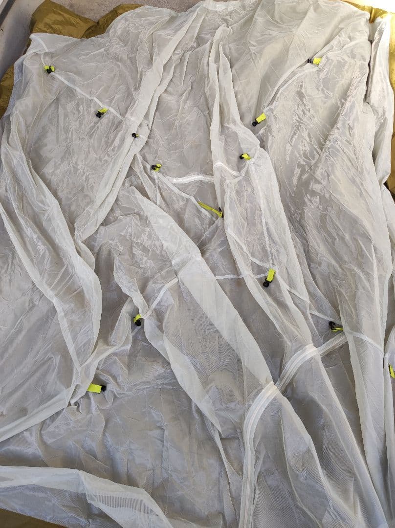 モンベル　レラドーム４　ドーム型テント