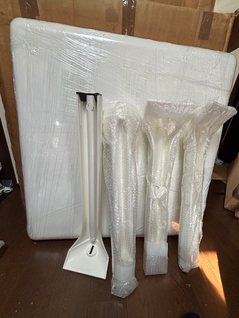 アルテミデ 家具 ミッドセンチュリー スペースエイジ テーブル