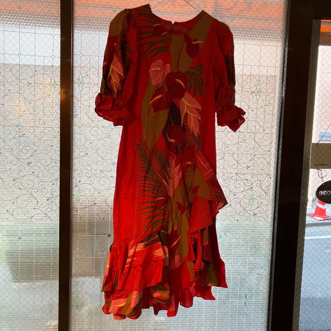 ハワイアンドレス