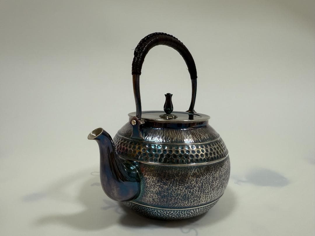 純銀製 花蕾摘 鎚目 湯沸 銀瓶 煎茶道具