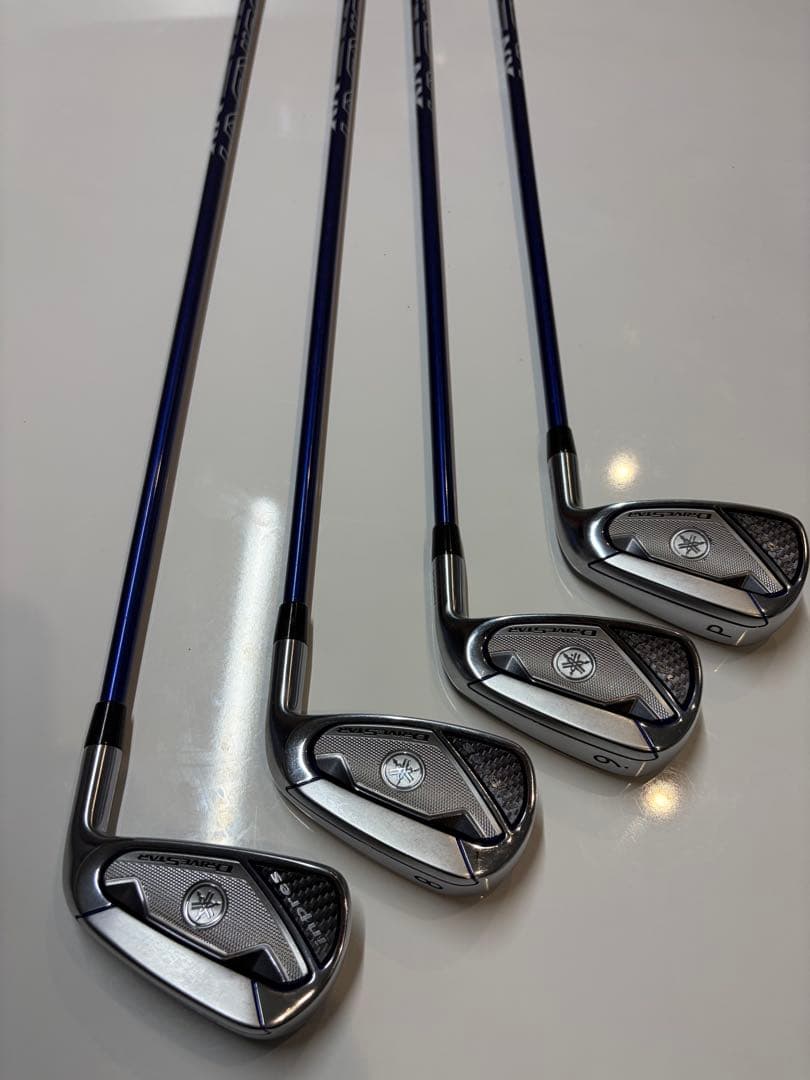 ヤマハインプレス、ドライブスター　SR 4本セットのアイアンになります。