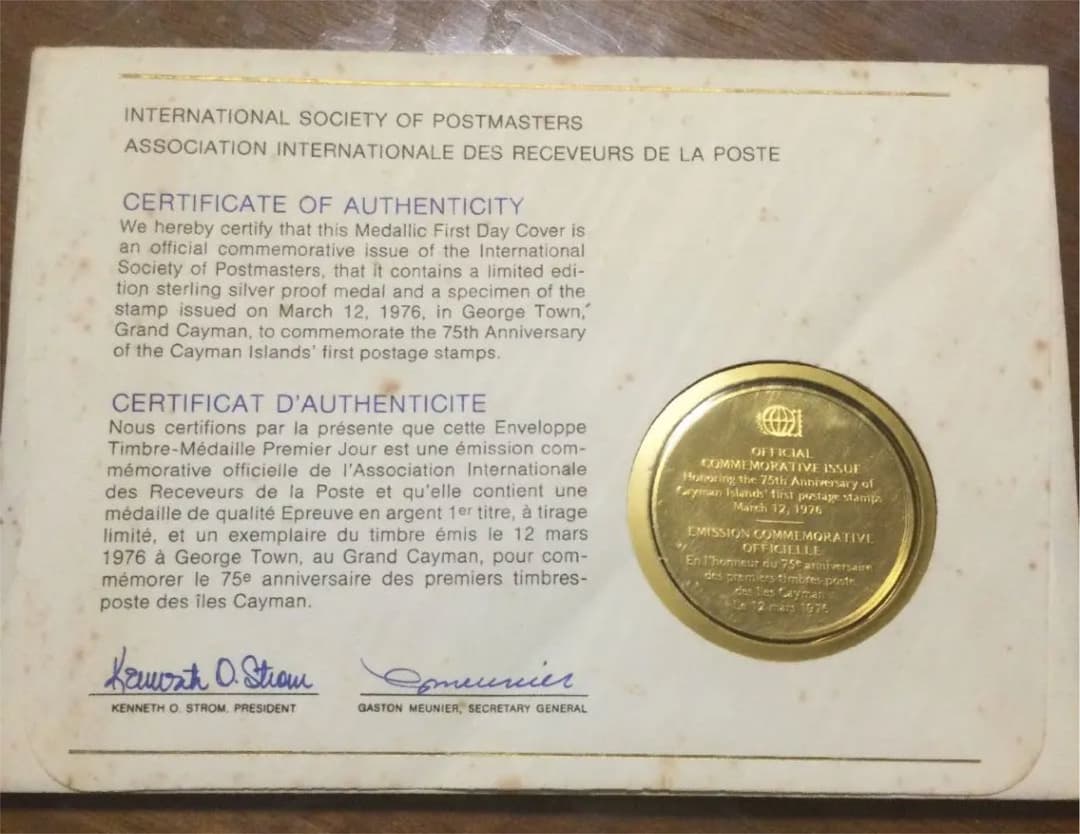 英属ケイマン諸島切手発行75周年記念封筒とスターリングシルバーメダルセット
