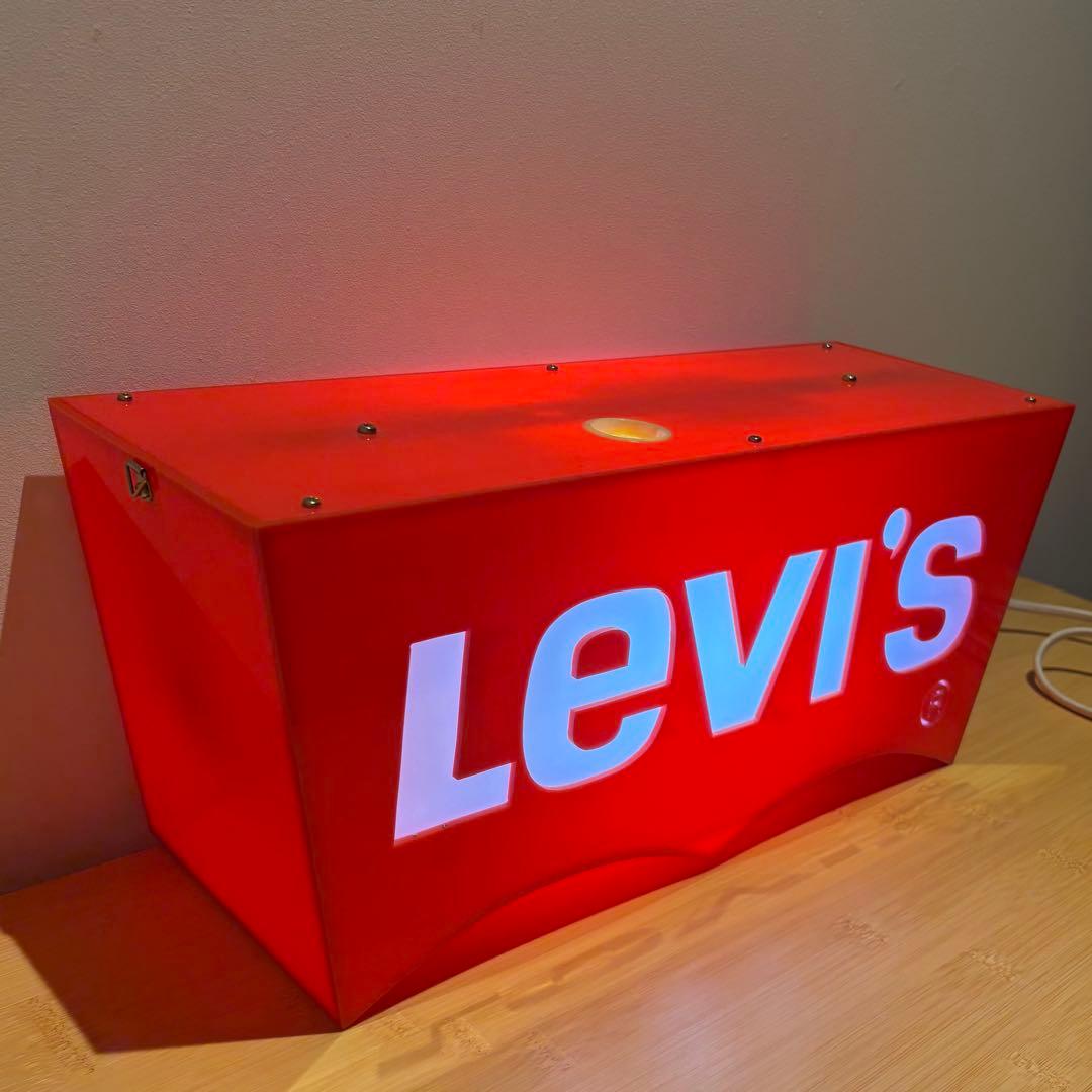 Levi's リーバイス　ネオンサイン　看板　ディスプレイ