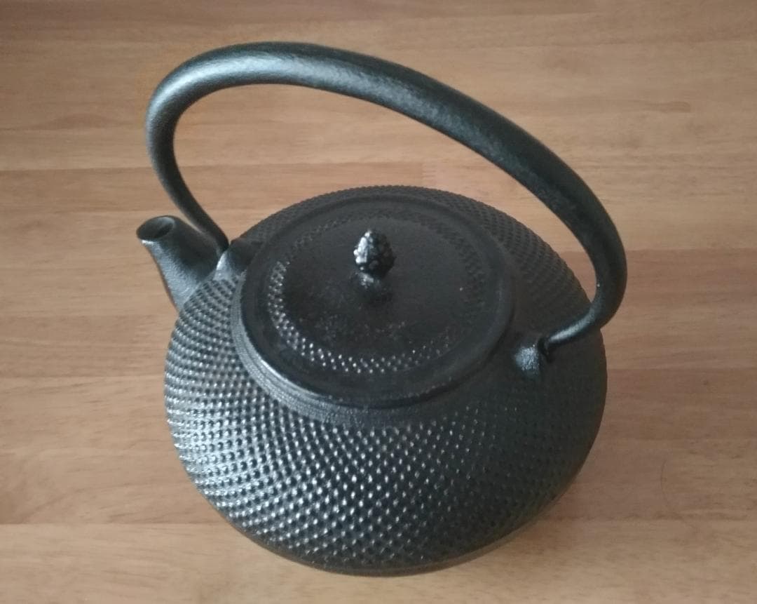 ★南部鉄器　鉄瓶　アラレ模様★