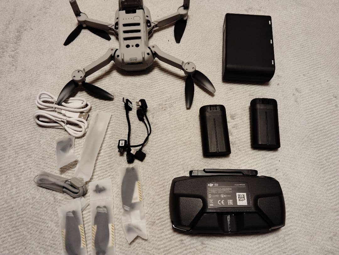 dji MAVIC MINI FLY MORE COMBO　ランディングマット付