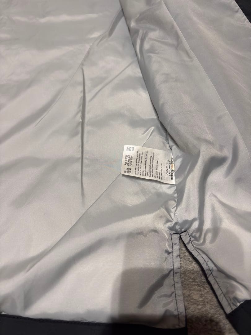 値引きしました　YONEX フード付きダウンジャケット 黒Ｓ