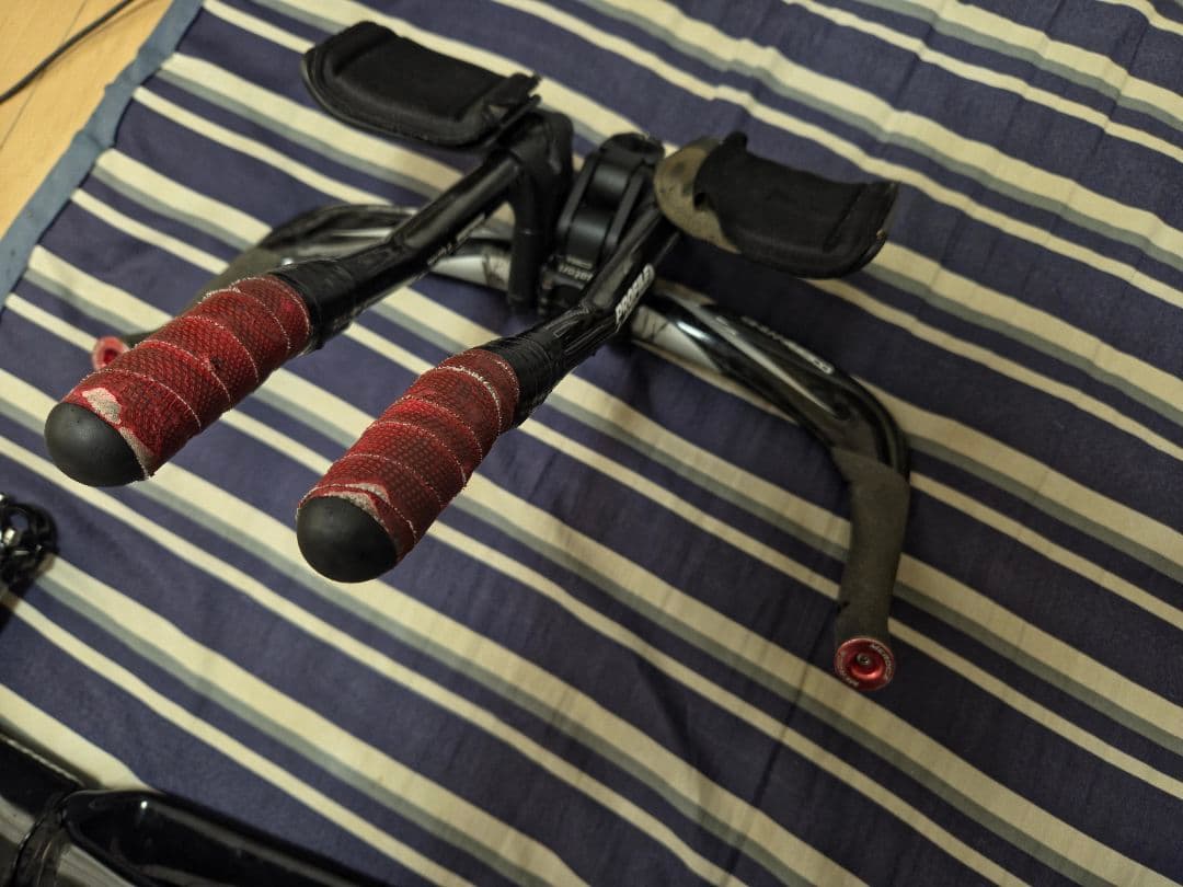 プロファイルデザイン カーボンDHハンドル