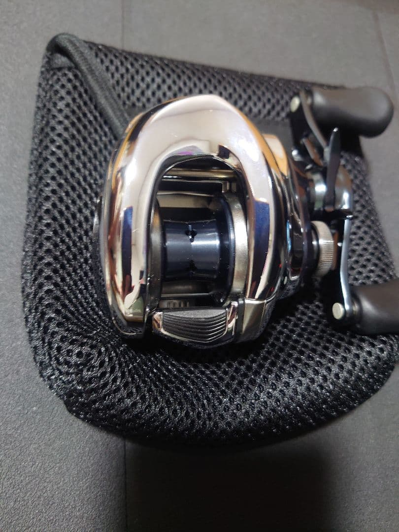 19 アンタレス HG 右 新品未使用