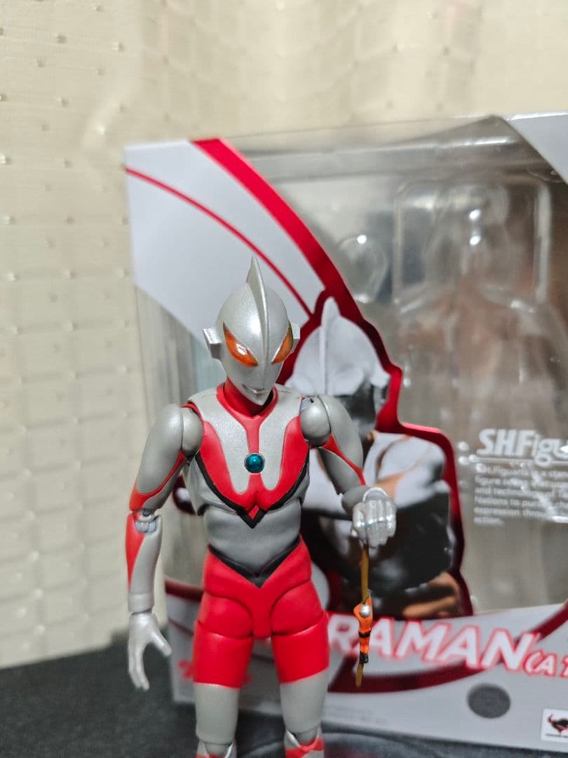 S.H.Figuarts ニセウルトラマン 完成品