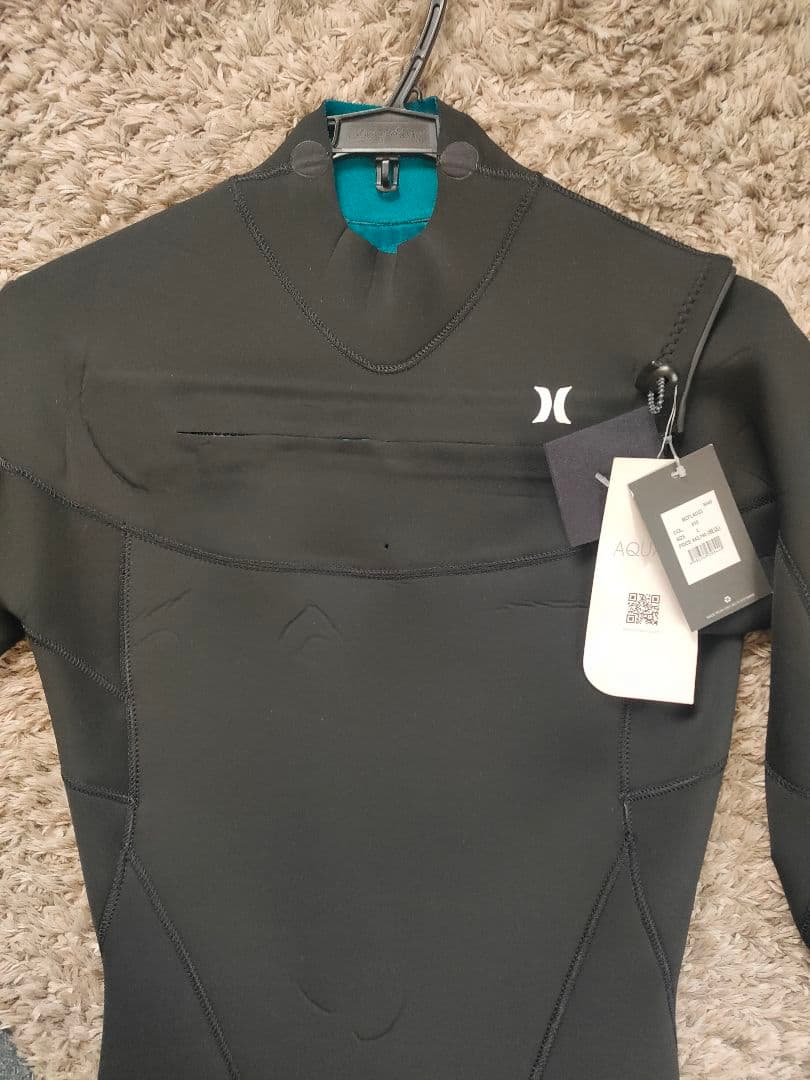 【新品未使用 L】Hurley ブラック フルスーツ 定価43,780円(税込)