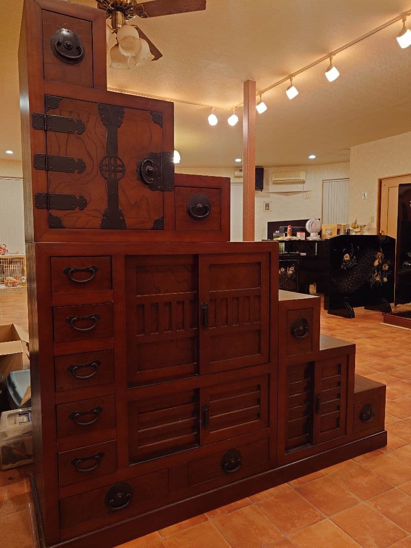 貴重!　大型　両面引出し　階段箪笥　七段　間仕切りにも