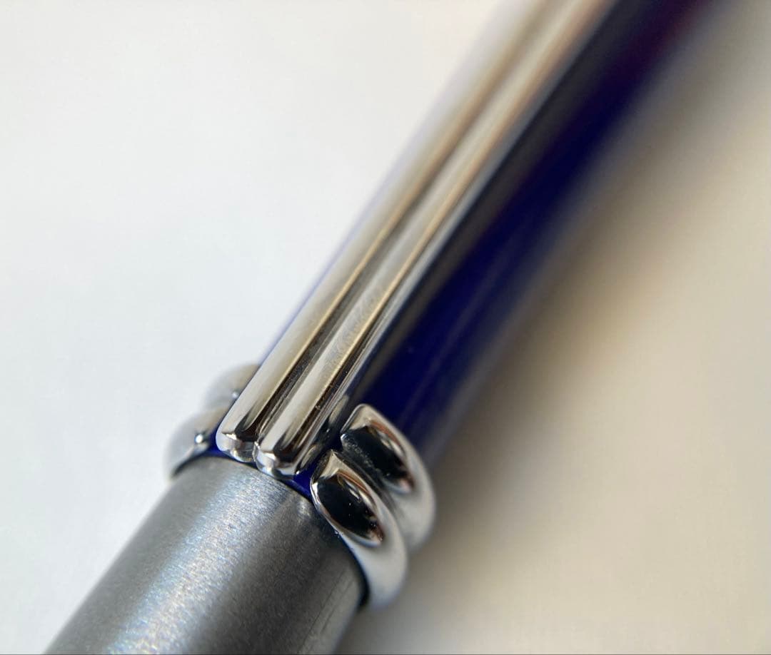 ディオール　ブランドロゴ　CD ブルー　シルバー　ボールペン　メタル　新品替芯付