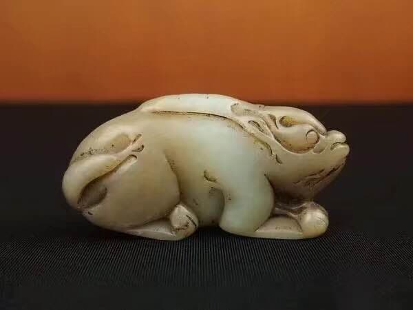 白玉 和田青白玉 独角瑞兽 清代