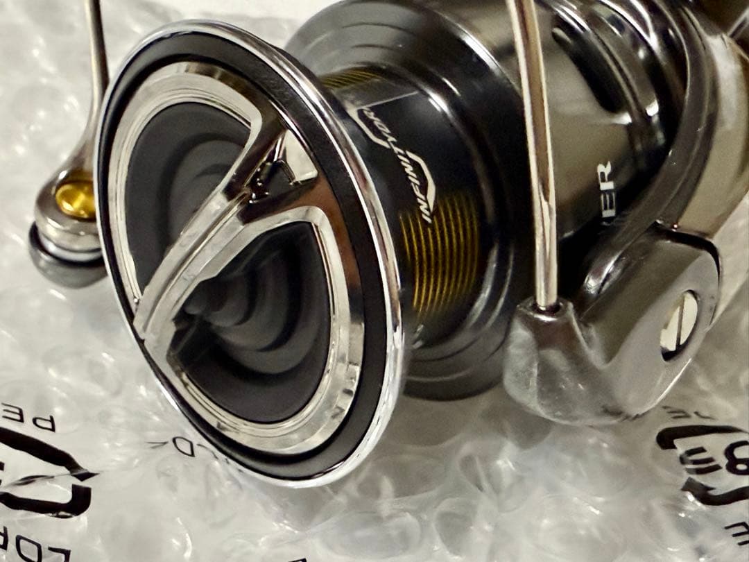 SHIMANO 24ツインパワー C3000XG 新品 未使用