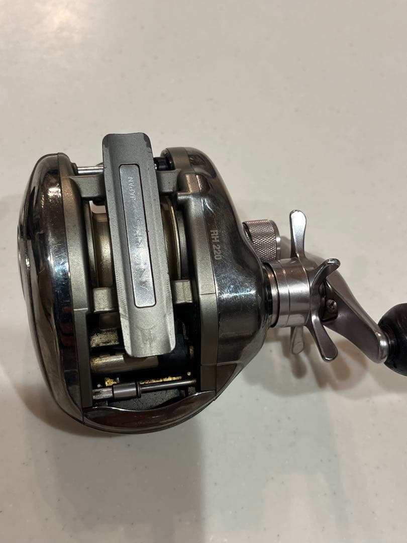 シマノ　スコーピオン　アンタレス　右ハンドル